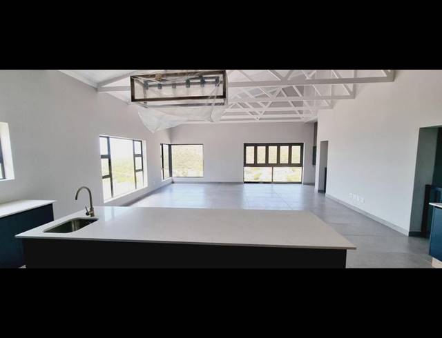 3 BEDROOM HOUSE FOR SALE IN ISLAND VIEW